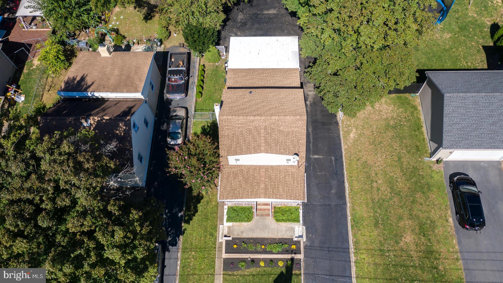 182 Flock Road Hamilton, NJ 08619 - Photo 5 of 34