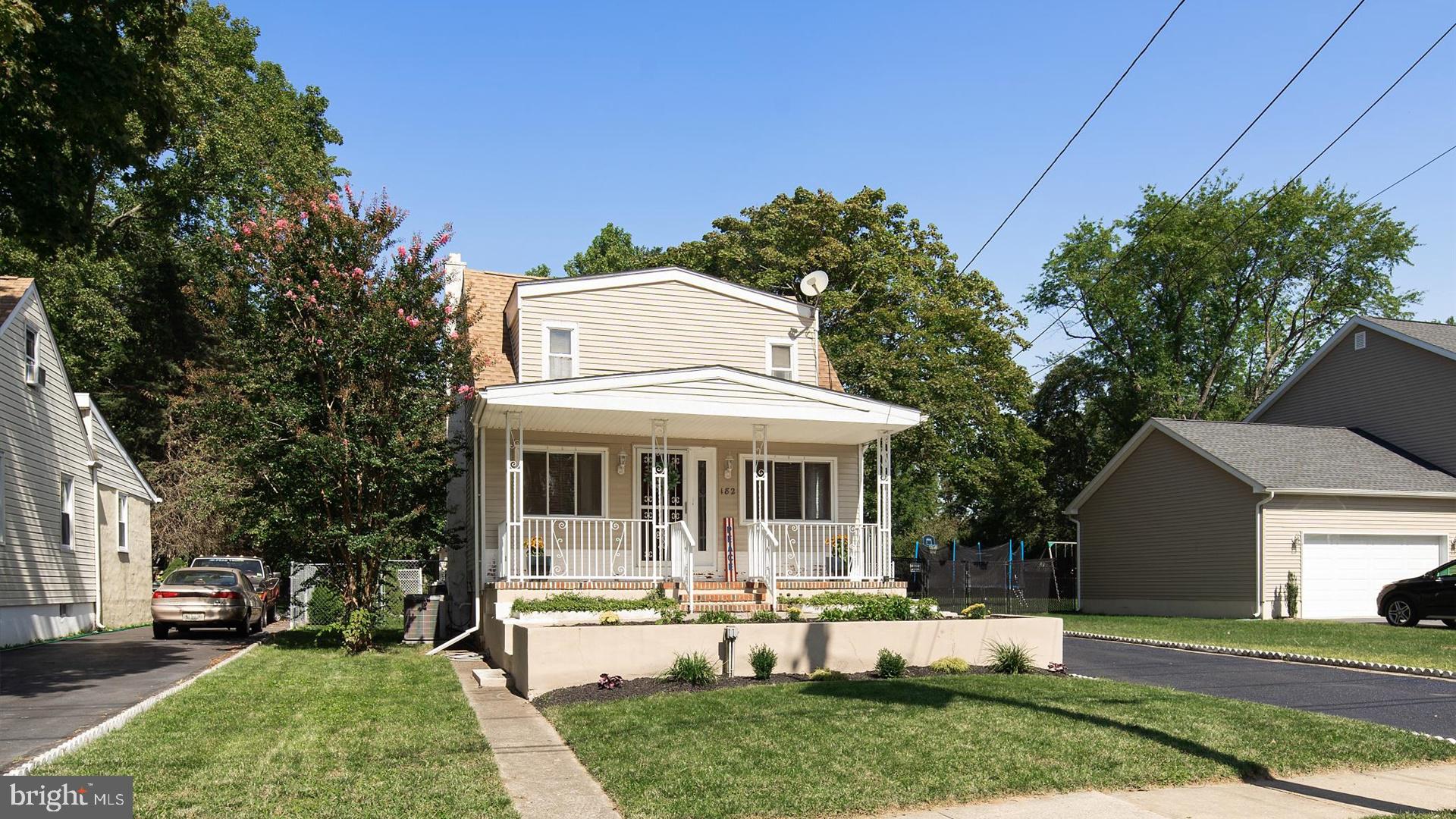 182 Flock Road Hamilton, NJ 08619 - Photo 8 of 34
