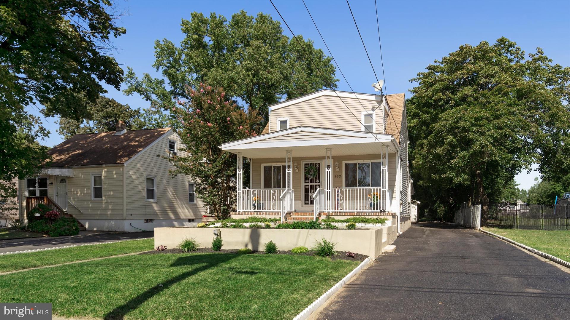182 Flock Road Hamilton, NJ 08619 - Photo 9 of 34