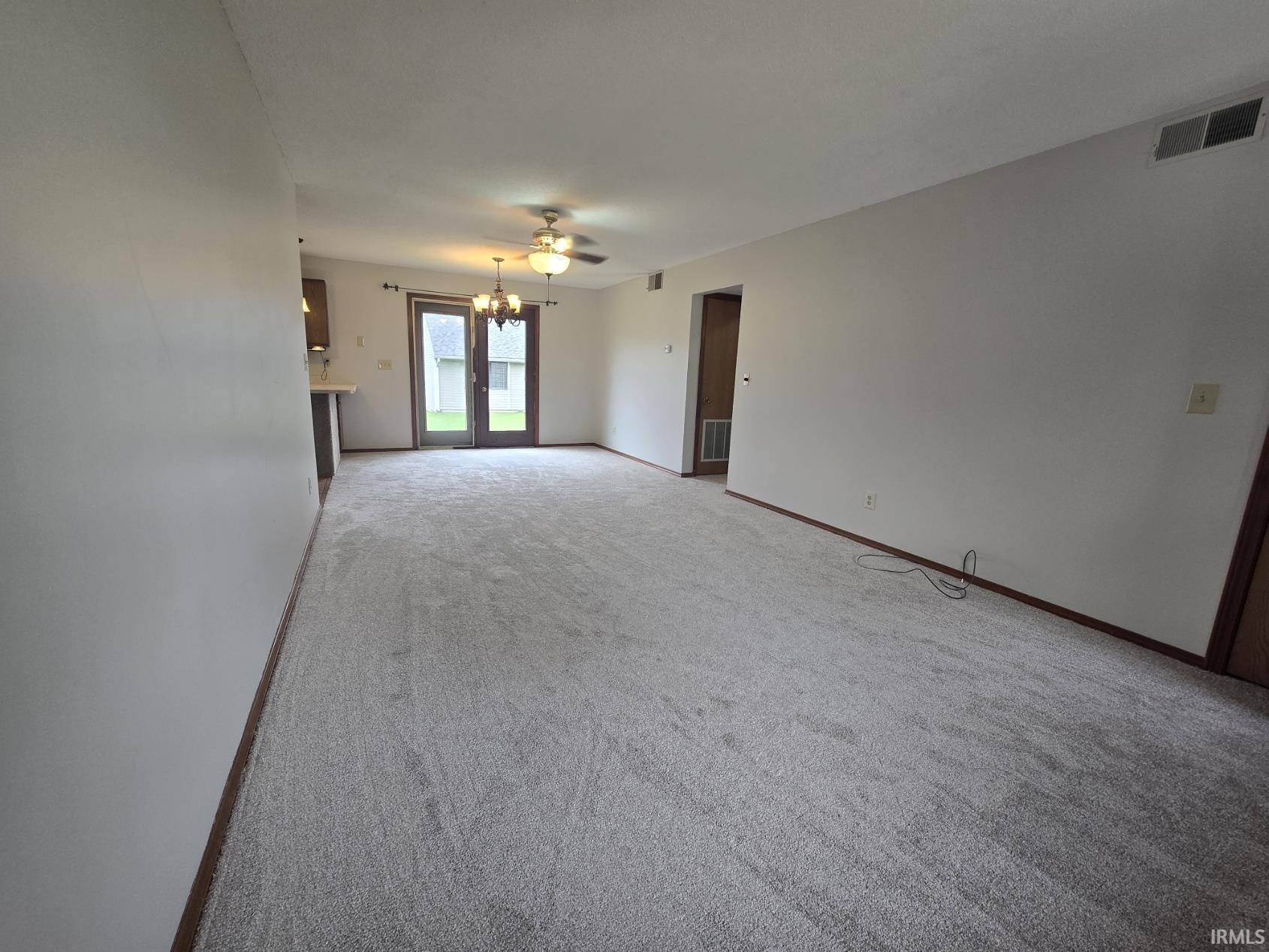 727 Riley Road Kendallville, IN 46755 - Photo 8 of 16