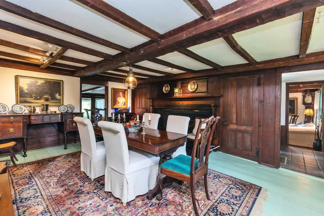 $1,100,000 | 133 Hay Hill Road, Francestown, NH 03043