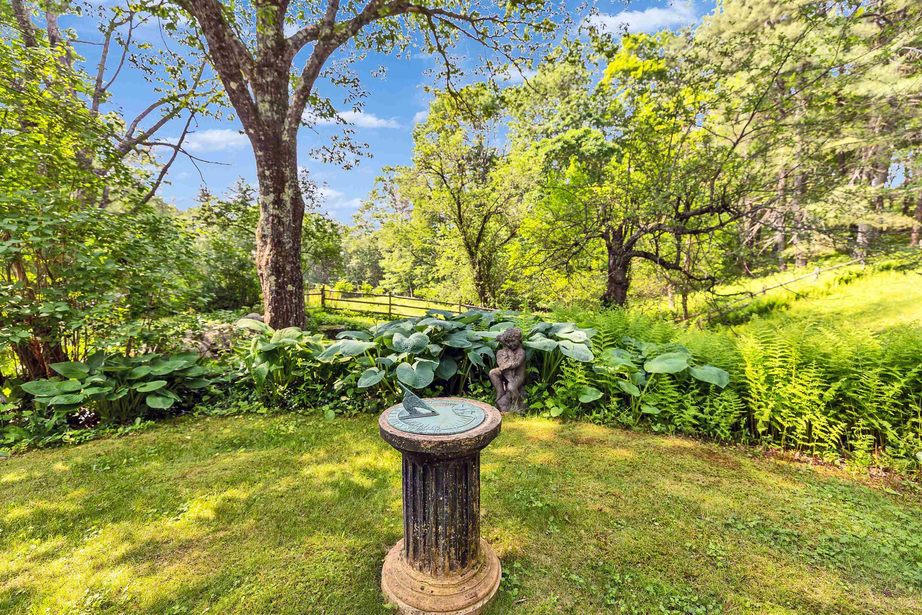 133 Hay Hill Road Francestown, NH 03043 - Photo 37 of 60