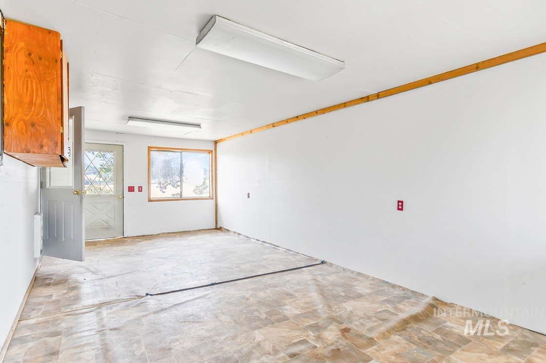255 3 Bear Creek Road Kendrick, ID 83537 - Photo 30 of 44 View of unfurnished room