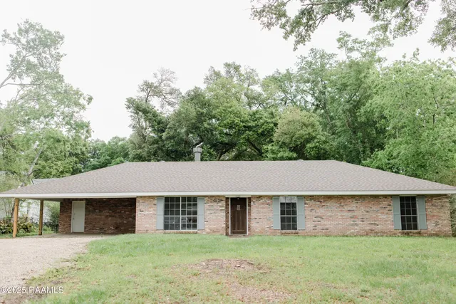 $149,000 | 1429 South Ave F, Crowley, LA 70526
