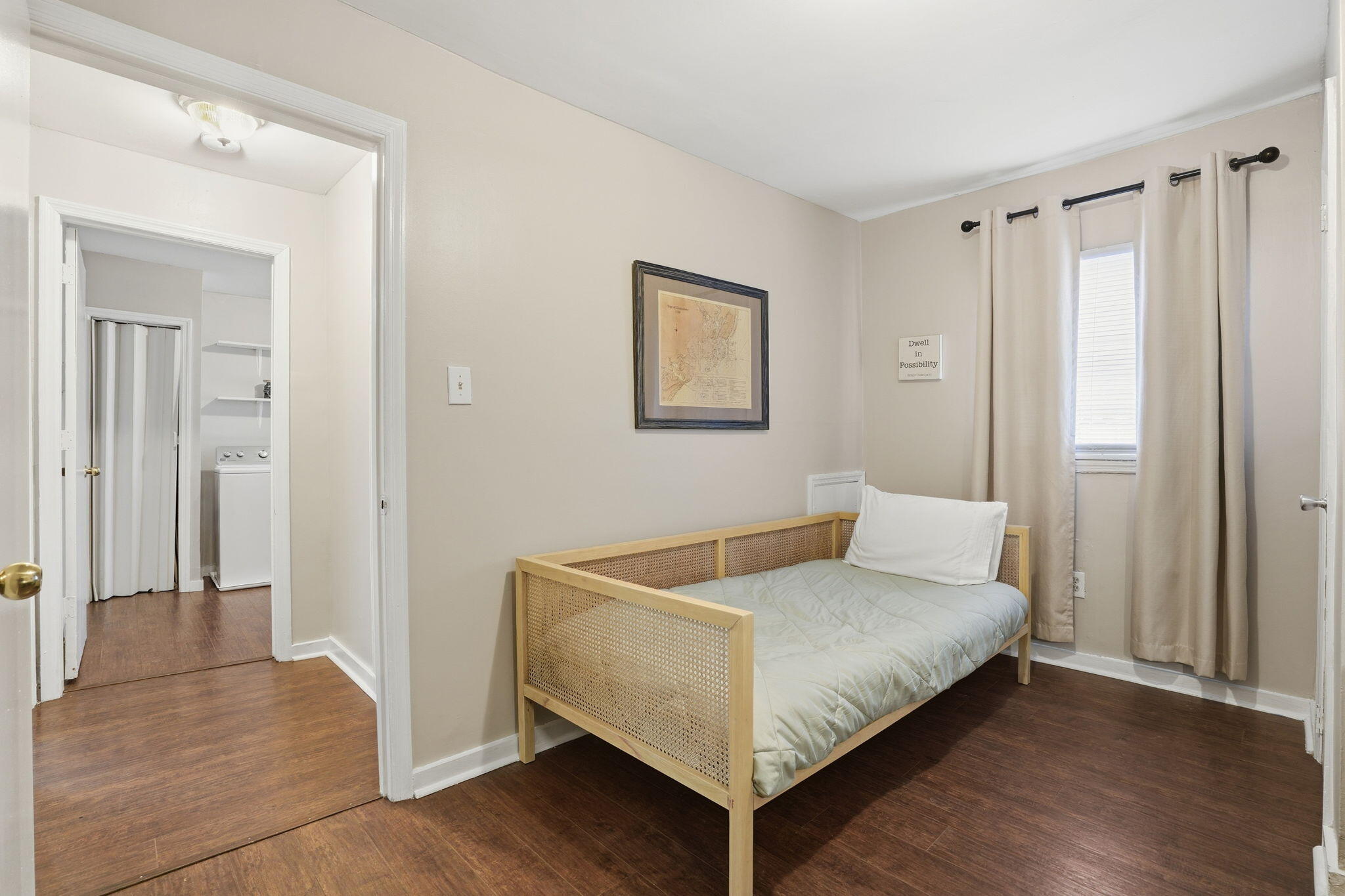 105 Cooper Street Charleston, SC 29403 - Photo 20 of 24 23-web-or-mls-019_DSC04429_1