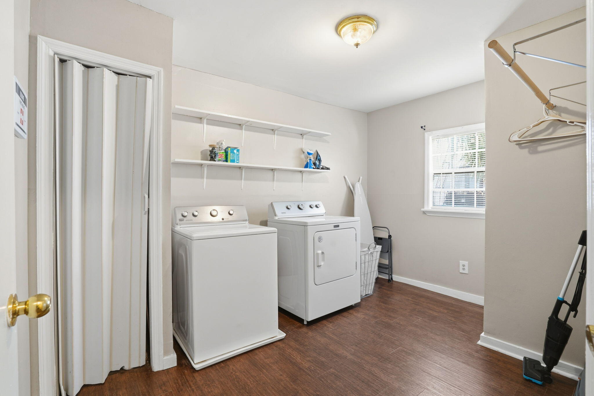 105 Cooper Street Charleston, SC 29403 - Photo 23 of 24 26-web-or-mls-023_DSC04420_1