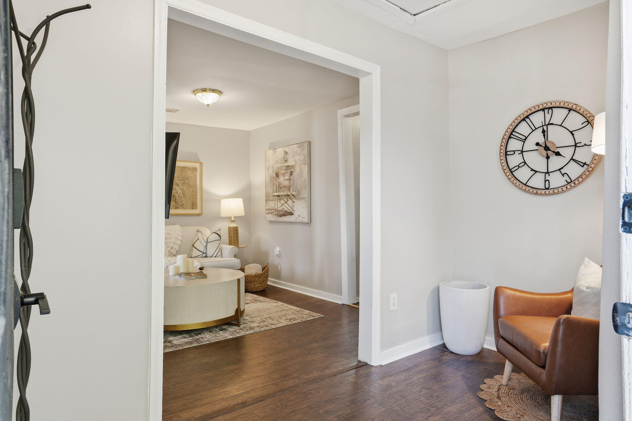105 Cooper Street Charleston, SC 29403 - Photo 5 of 24 8-web-or-mls-007_DSC04363_1