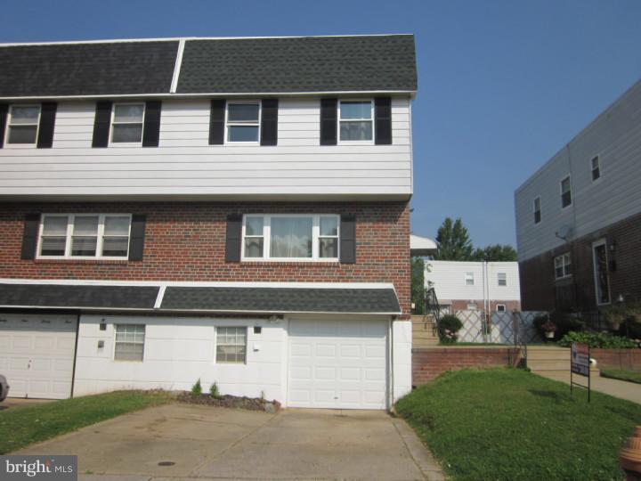 9936 Wingtip Road Philadelphia, PA 19115 - Photo 1 of 18 Gallery Image 1