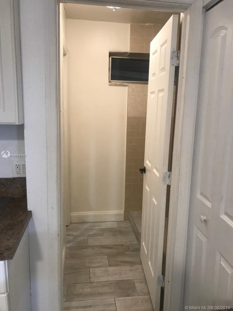 620 Glenn Parkway Hollywood, FL 33021 - Photo 7 of 18