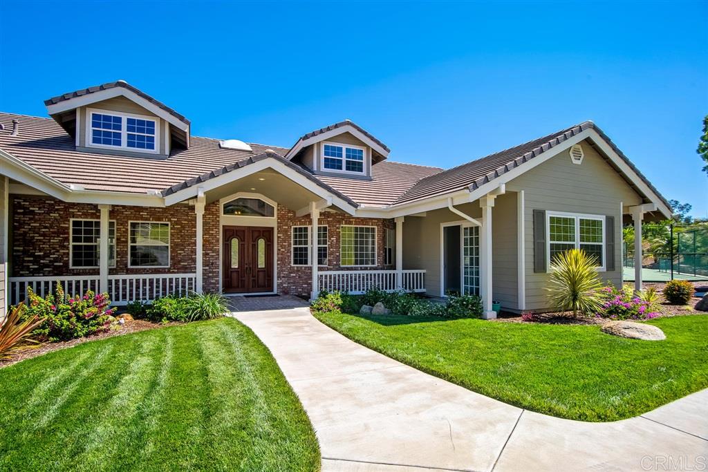 3478 Lilac Summit Encinitas, CA 92024 - Photo 2 of 25