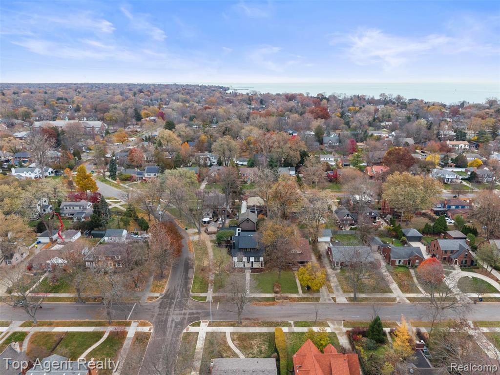 784 Barrington Road Grosse Pointe, MI 48230 - Photo 50 of 55