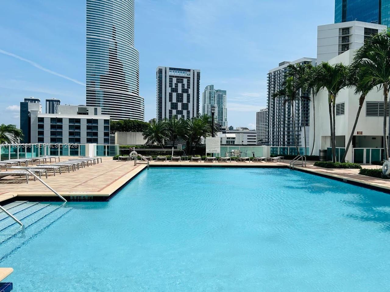 41 Southeast 5th Street, Unit 804 Miami, FL 33131 - Photo 21 of 30