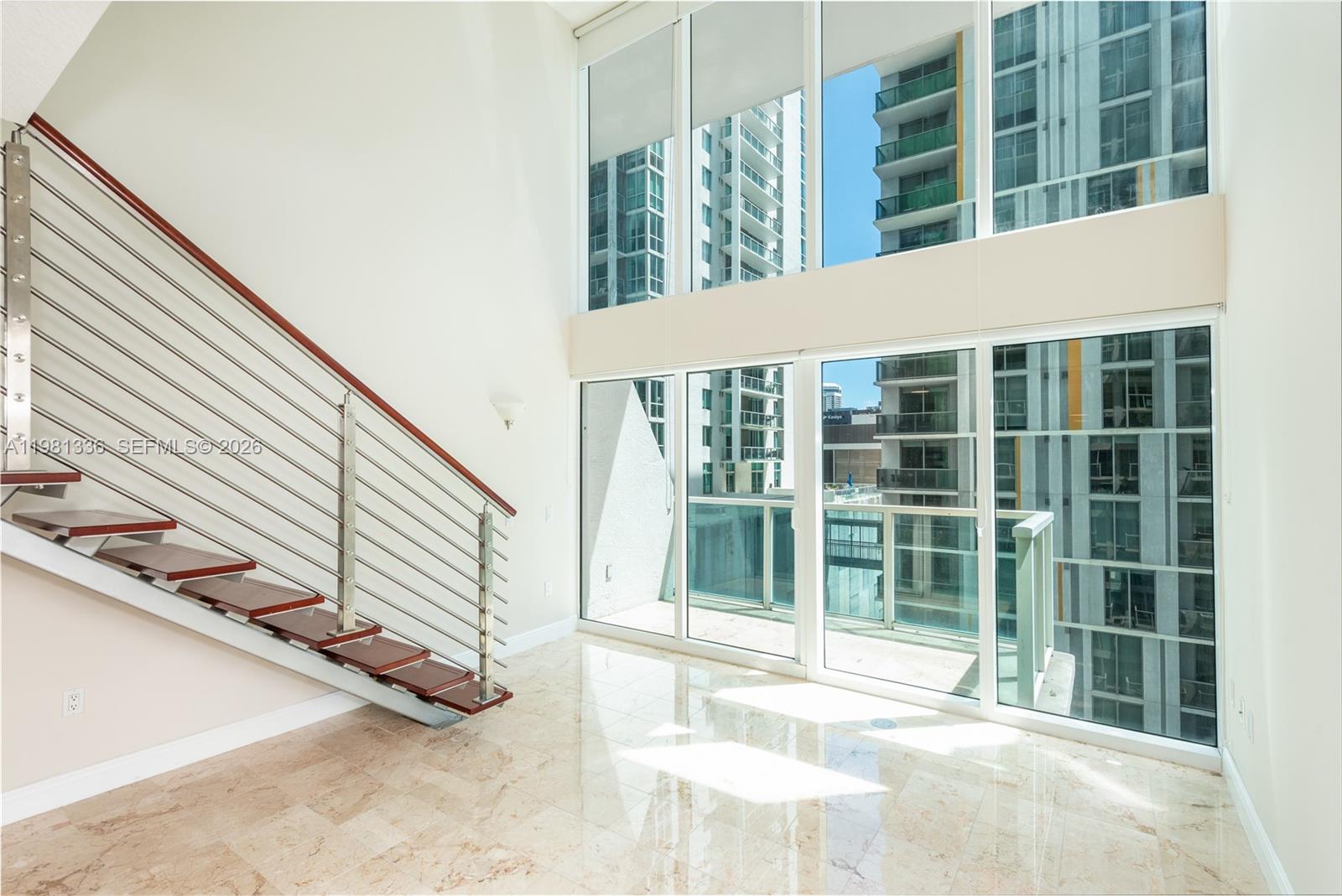 41 Southeast 5th Street, Unit 804 Miami, FL 33131 - Photo 3 of 30