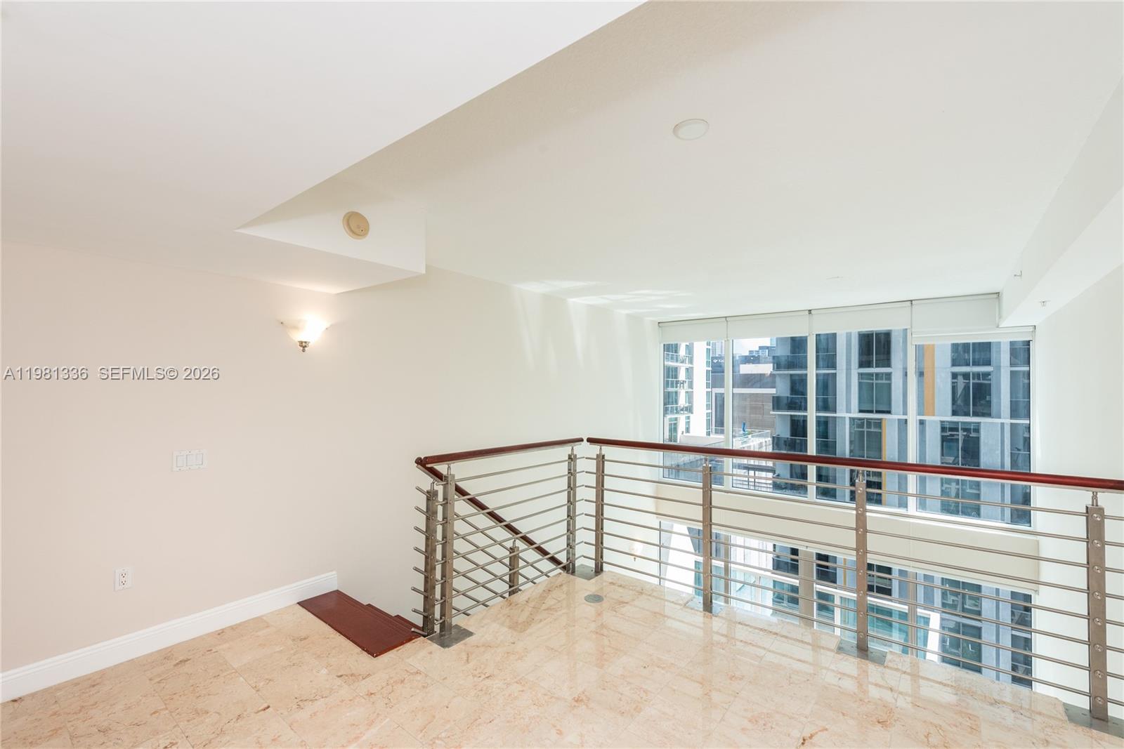 41 Southeast 5th Street, Unit 804 Miami, FL 33131 - Photo 7 of 30