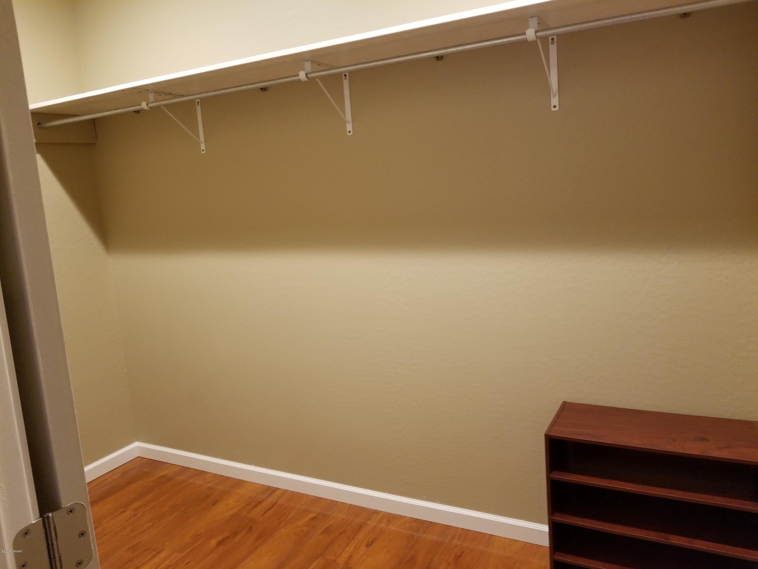 2962 Chestnut Circle, Unit 3 Pinetop, AZ 85935 - Photo 28 of 35 a view of a small space