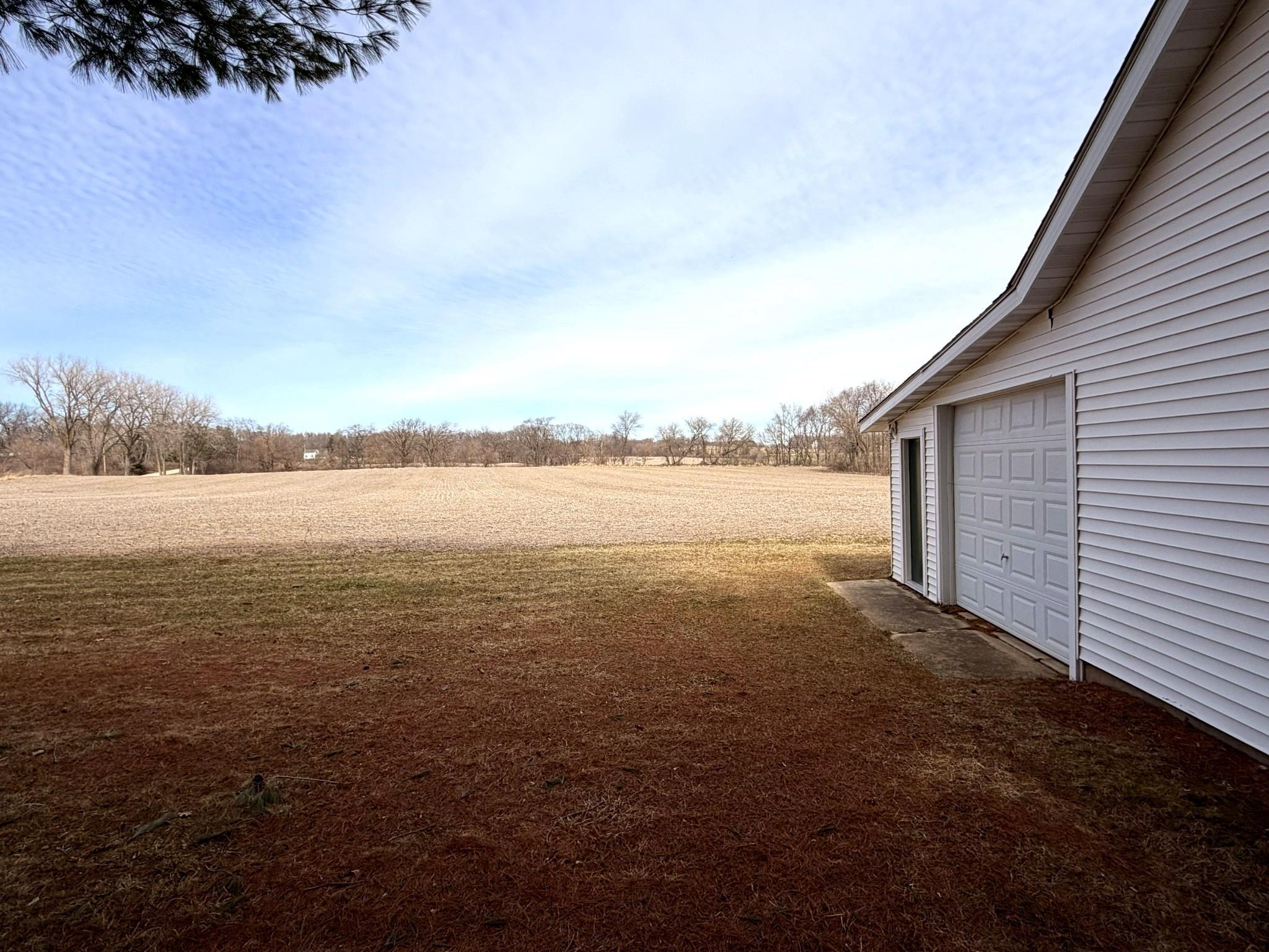 538 Windmill Road Brooklyn, WI 53521 - Photo 30 of 48