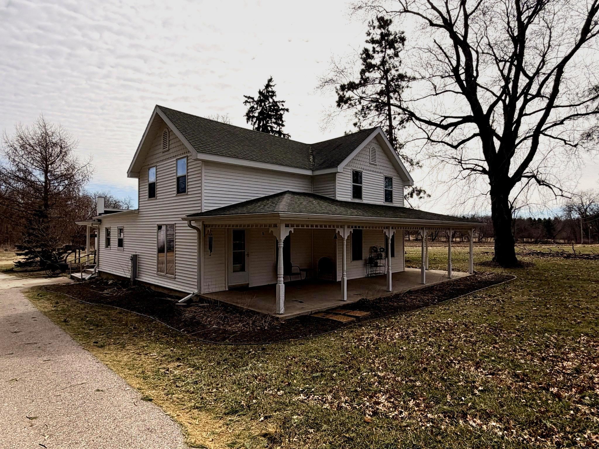 538 Windmill Road Brooklyn, WI 53521 - Photo 6 of 48