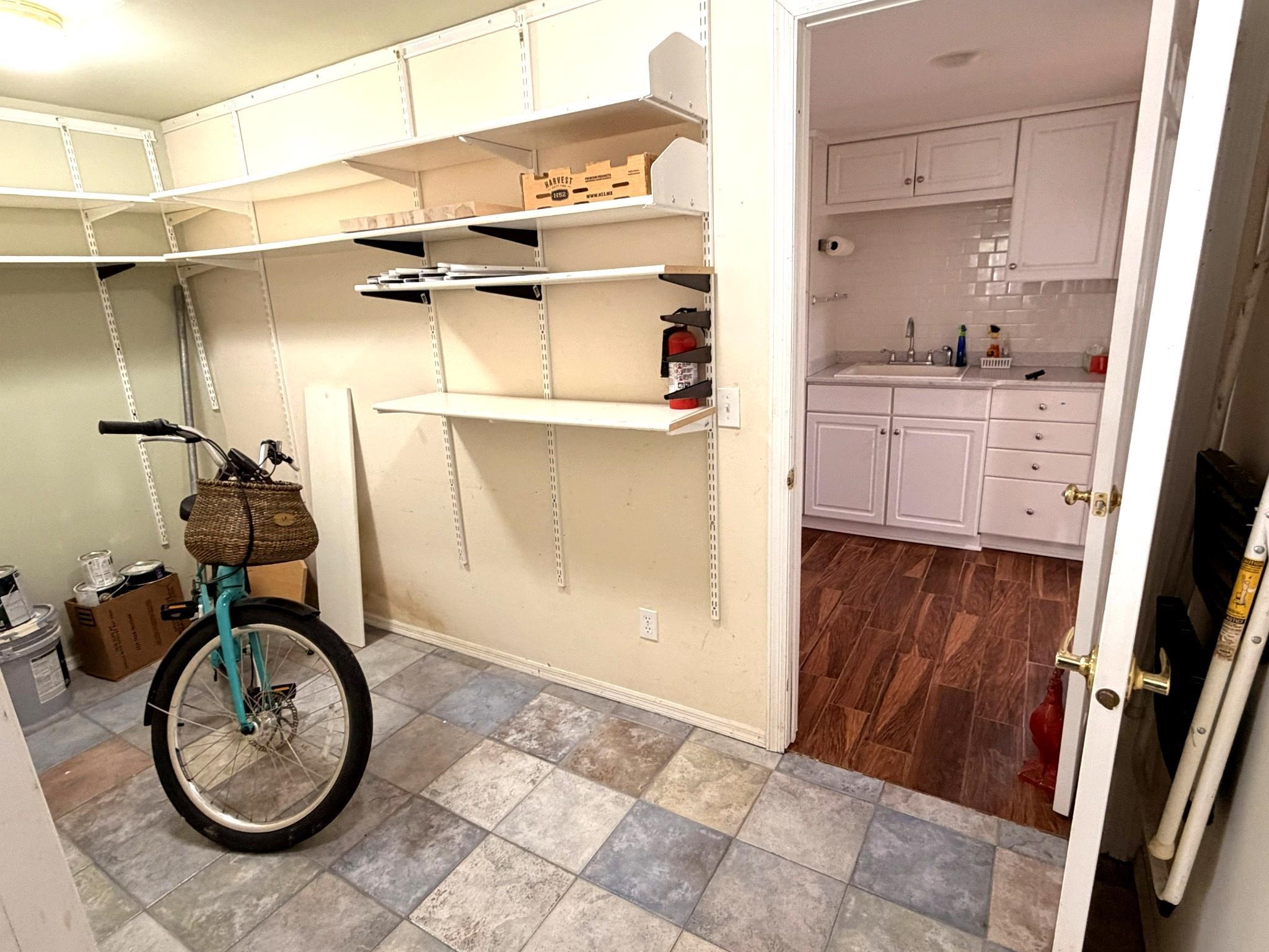 538 Windmill Road Brooklyn, WI 53521 - Photo 10 of 48