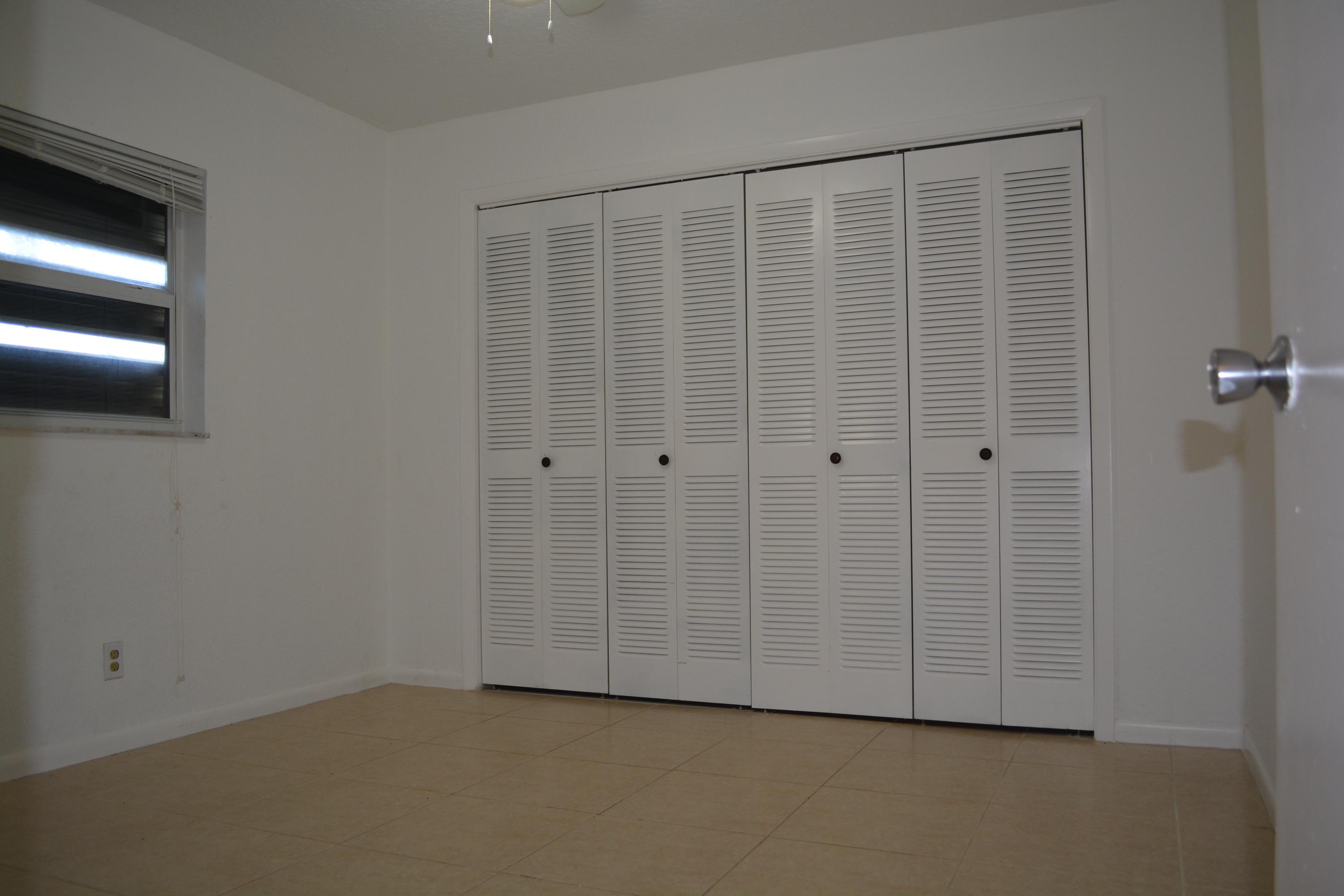 1741 Southwest 10th Street Boca Raton, FL 33486 - Photo 10 of 16 DSC_0013