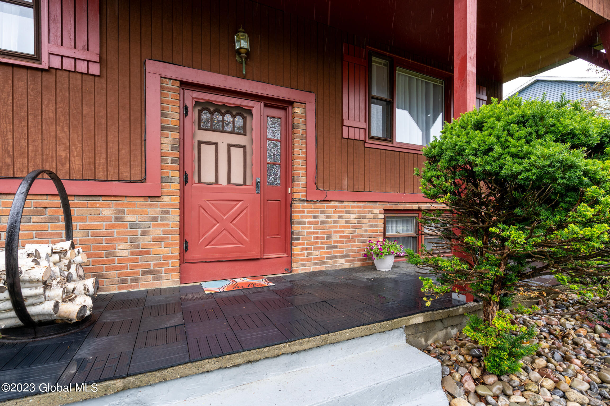 61 Alpine Drive Colonie, NY 12110 - Photo 5 of 40 61 Alpine Dr-7