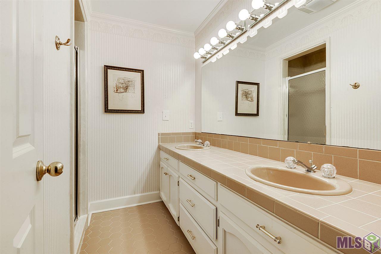 7213 Government Street Baton Rouge, LA 70806 - Photo 19 of 24 Bath for BR #2