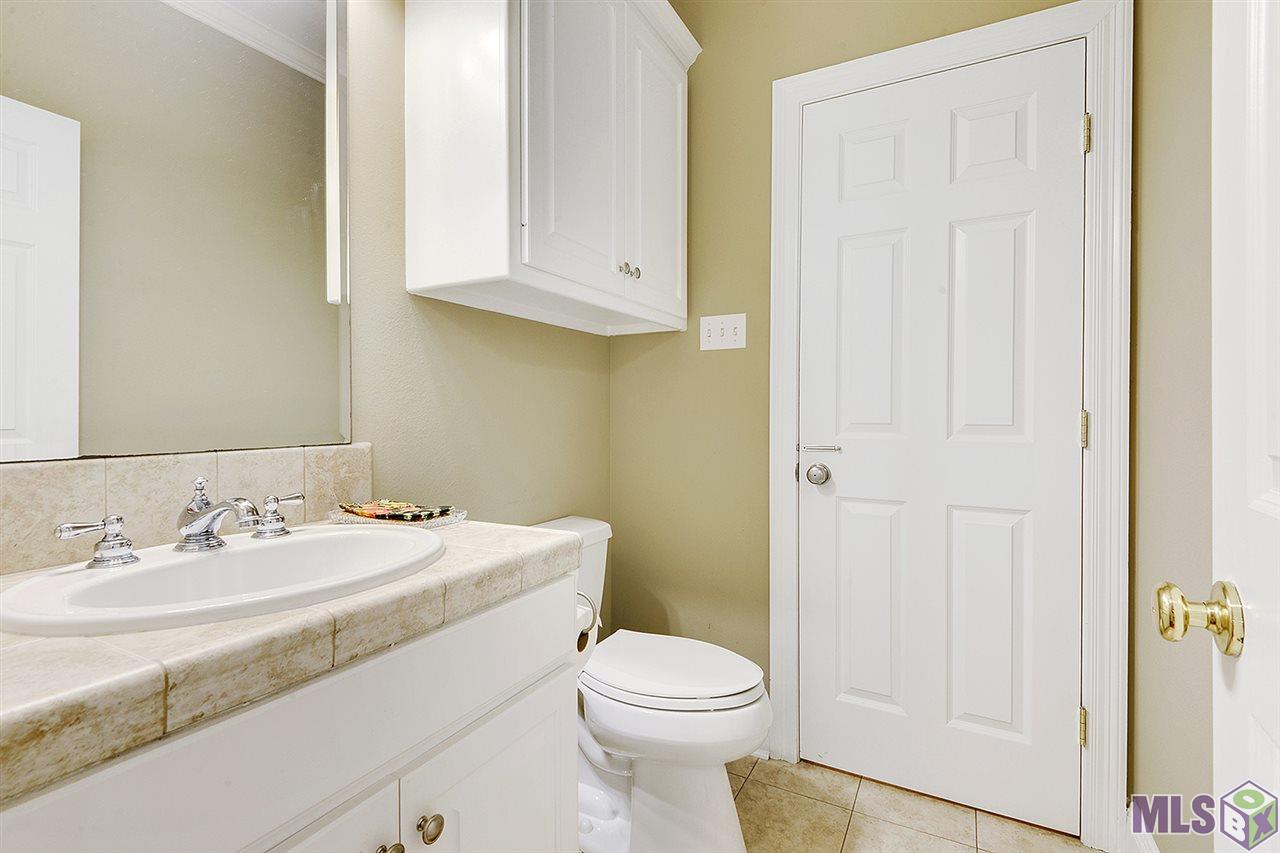 7213 Government Street Baton Rouge, LA 70806 - Photo 24 of 24 Half Bath