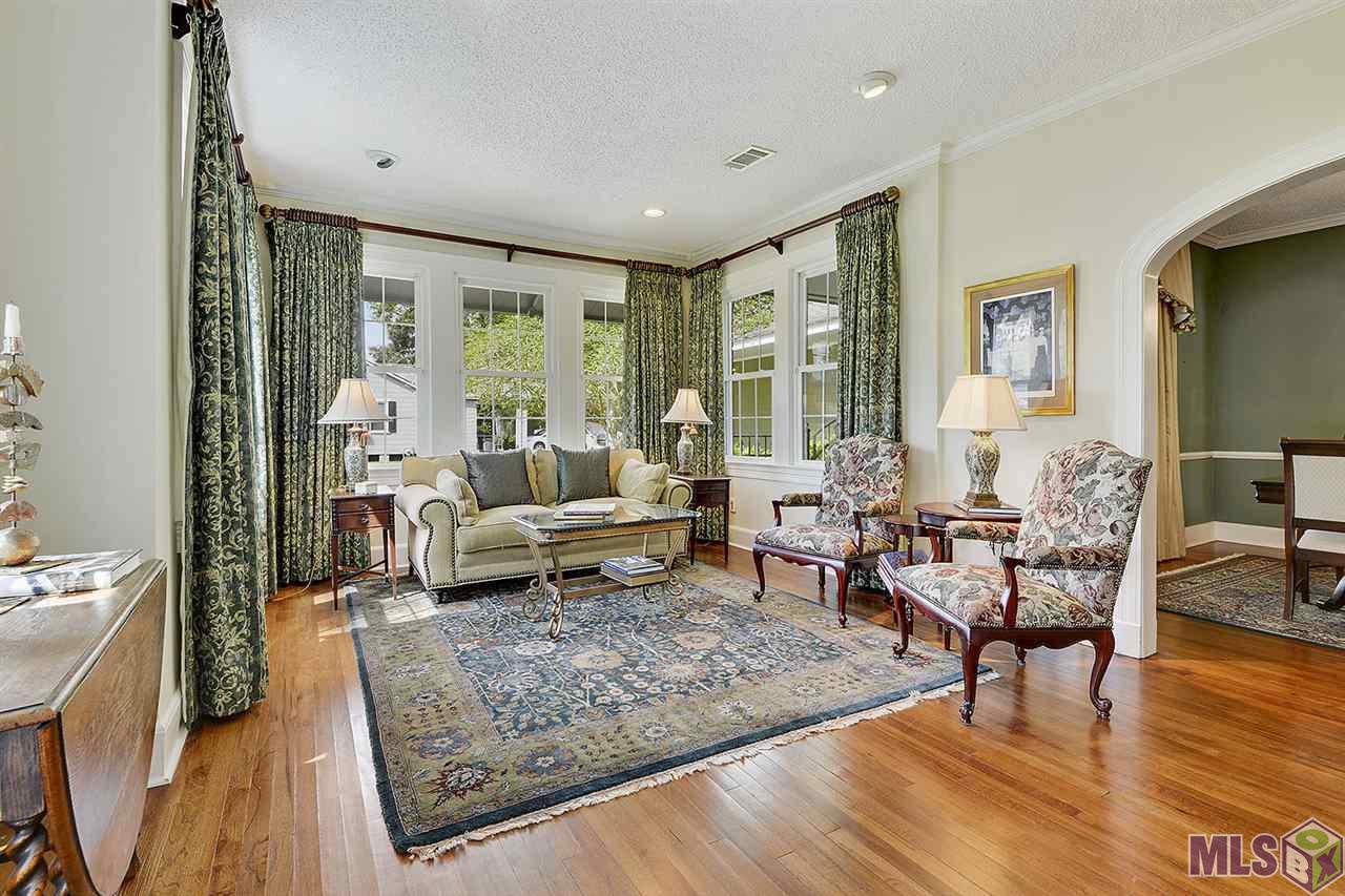 7213 Government Street Baton Rouge, LA 70806 - Photo 10 of 24 Living Room