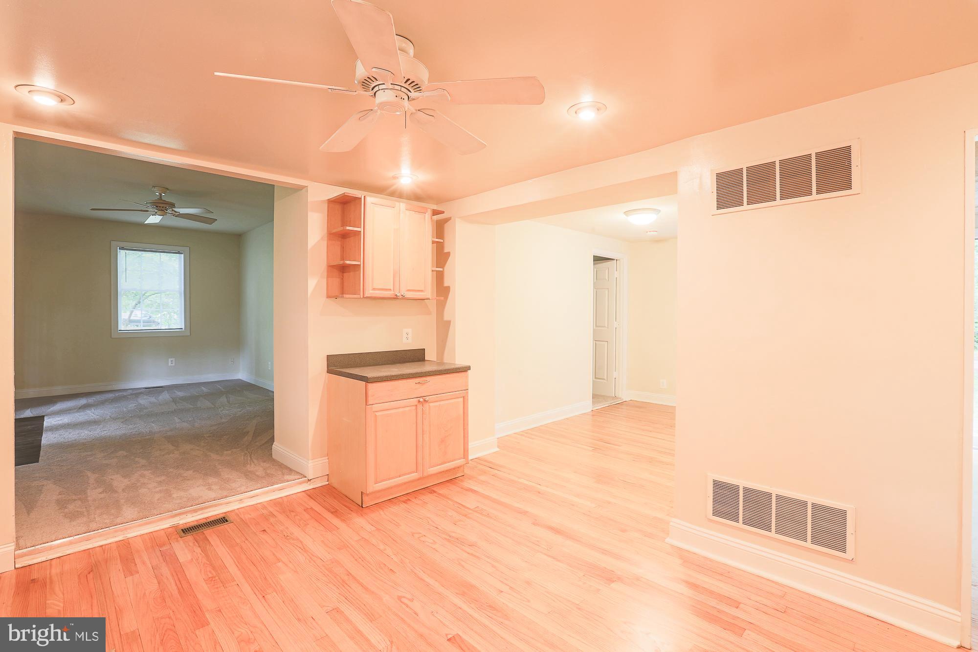183 Ryan Road Pasadena, MD 21122 - Photo 14 of 42 Kitchen