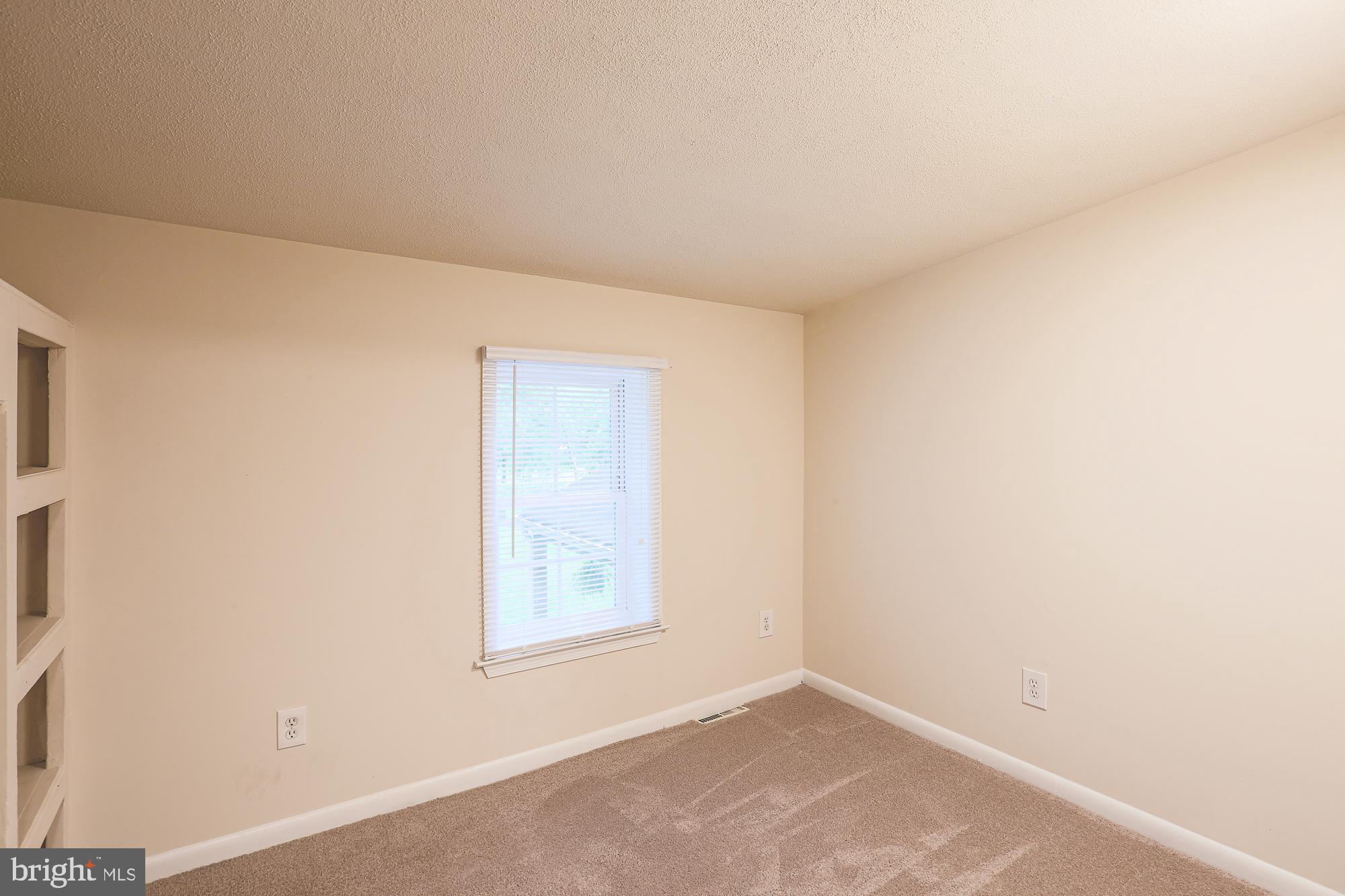 183 Ryan Road Pasadena, MD 21122 - Photo 22 of 42 Bedroom