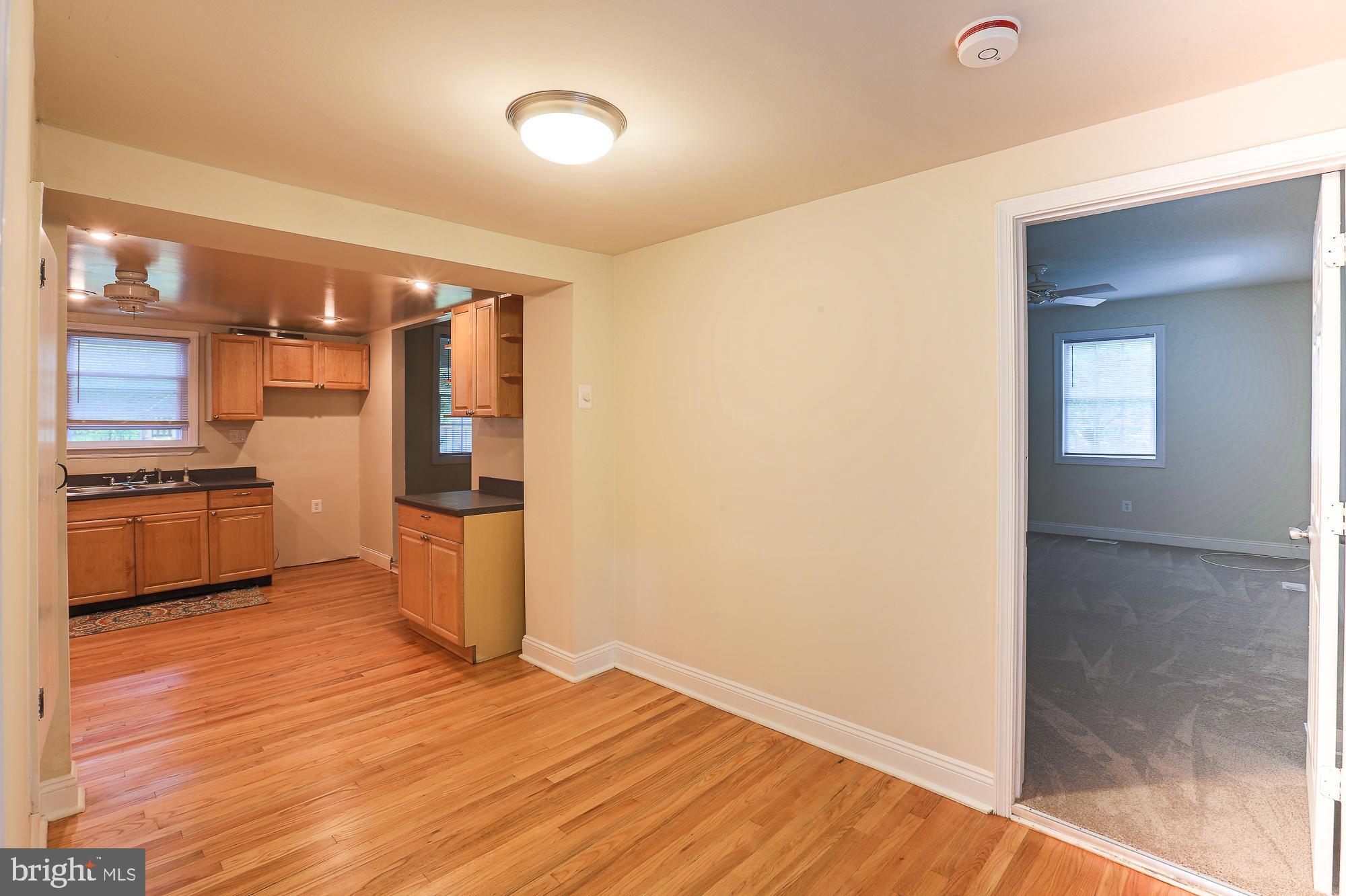 183 Ryan Road Pasadena, MD 21122 - Photo 9 of 42 Dining Room