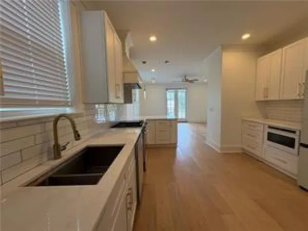 $3,350 | 122 Labarre Drive, Metairie, LA 70001