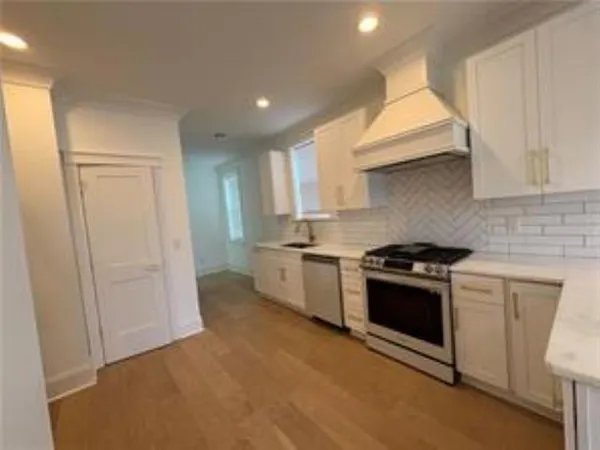 $3,350 | 122 Labarre Drive, Metairie, LA 70001