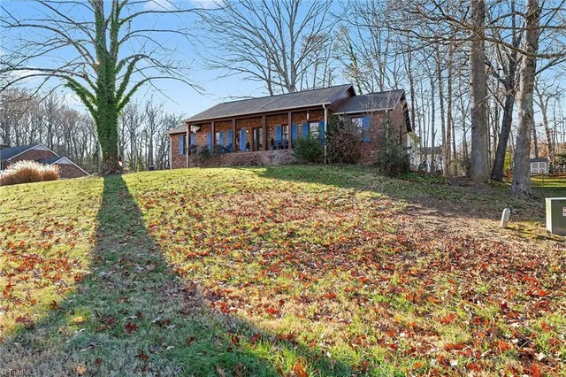 $370,000 | 1532 Creek Bed Road, Kernersville, NC 27284