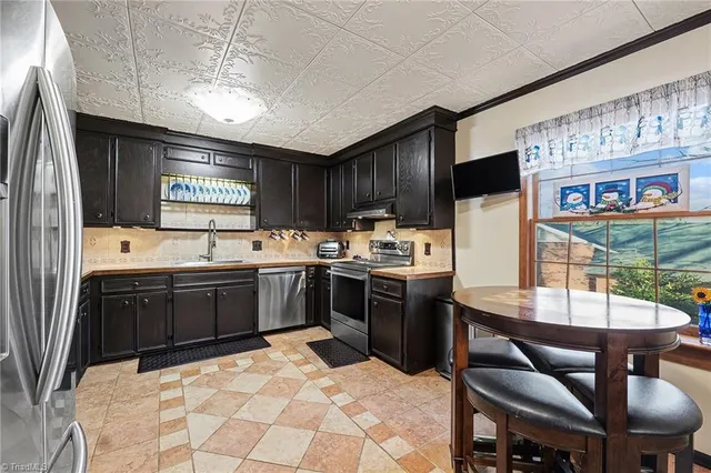 $370,000 | 1532 Creek Bed Road, Kernersville, NC 27284