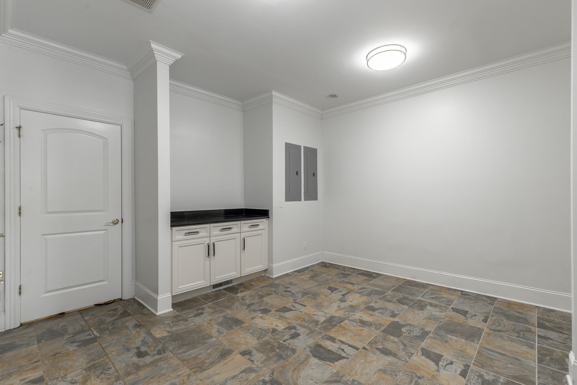 8323 Mitchell Mill Road Ooltewah, TN 37363 - Photo 87 of 106 8323 Mitchell Mill Road Interior HD-63