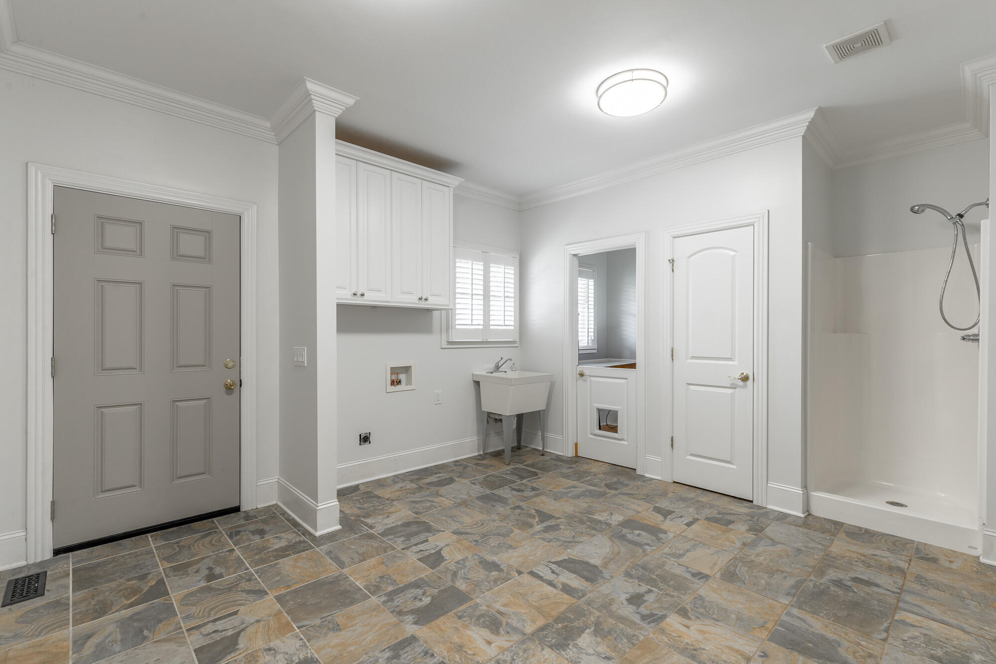 8323 Mitchell Mill Road Ooltewah, TN 37363 - Photo 88 of 106 8323 Mitchell Mill Road Interior HD-64