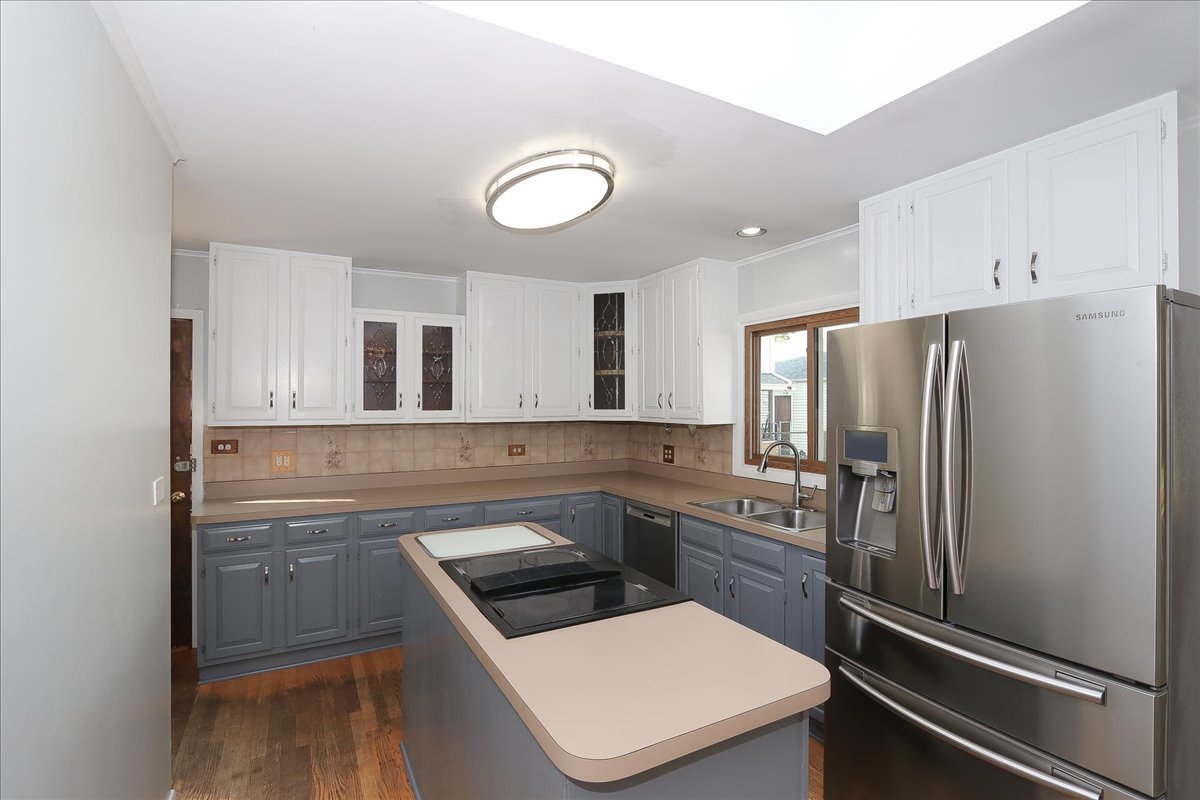 20 North Westgate Road Des Plaines, IL 60016 - Photo 12 of 29 Gallery Image 12