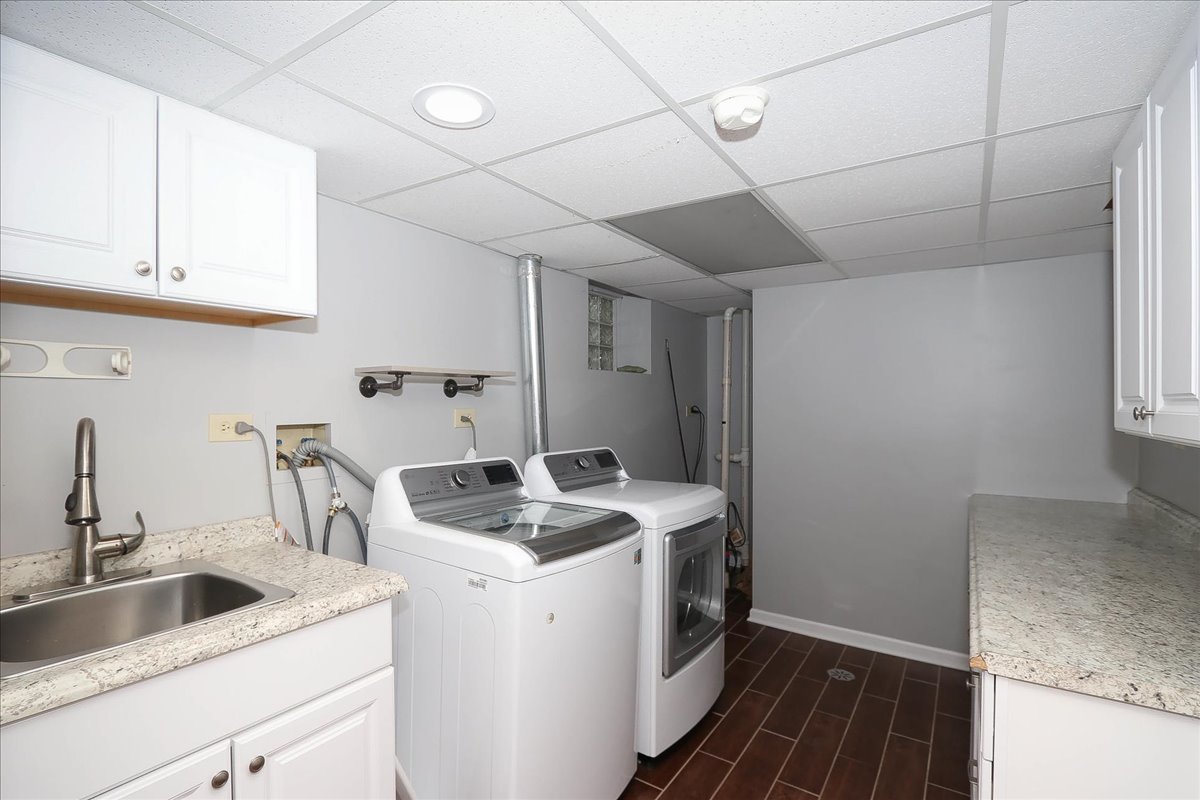 20 North Westgate Road Des Plaines, IL 60016 - Photo 27 of 29 Gallery Image 27