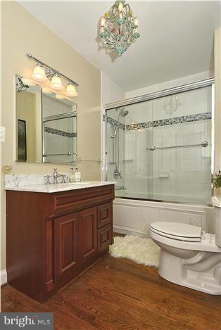 3 Pinehurst Circle Chevy Chase, MD 20815 - Photo 16 of 22 Bath (Master)