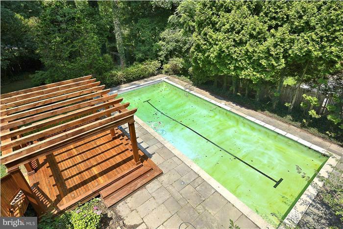 3 Pinehurst Circle Chevy Chase, MD 20815 - Photo 18 of 22 Pool