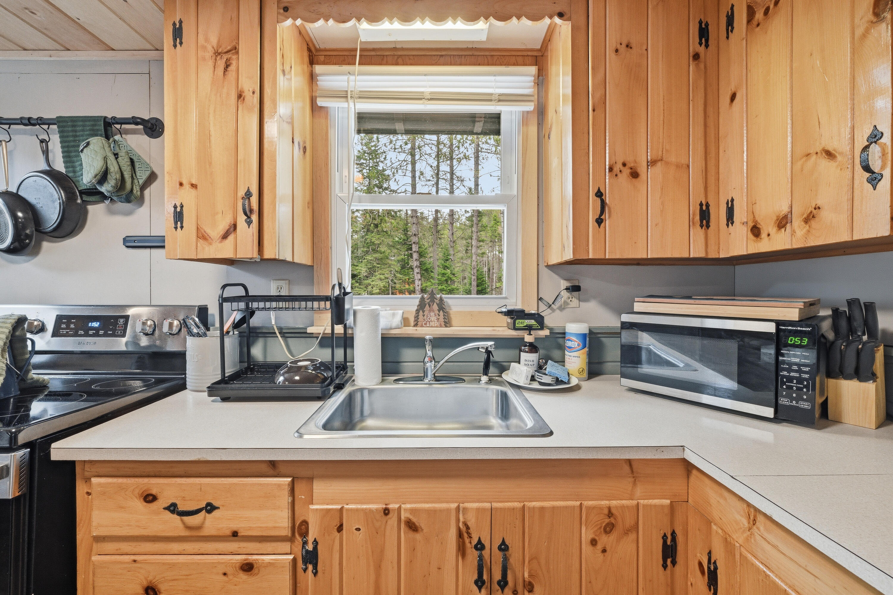 11 Wing Road Eustis, ME 04936 - Photo 9 of 46 4NHV3RJ-LP-122