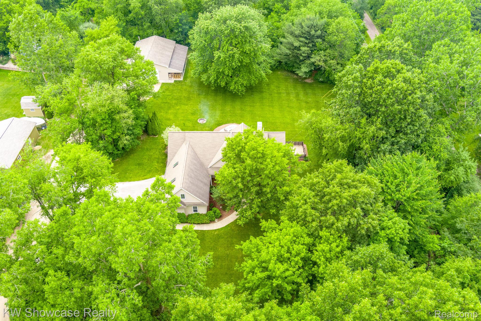 671 North Hughes Road Howell, MI 48843 - Photo 54 of 60 Gallery Image 54