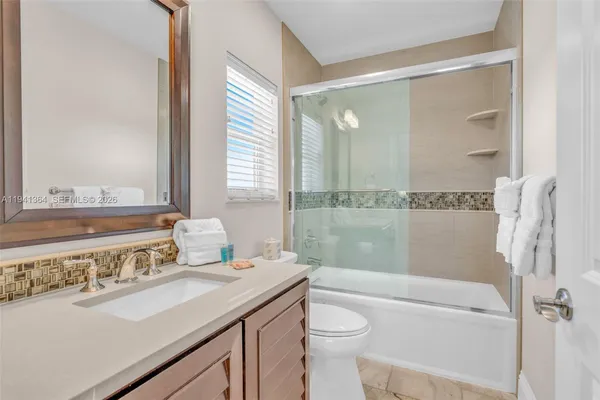 $11,000,000 | 2394 Coco Plum Drive, Marathon, FL 33050