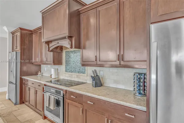 $11,000,000 | 2394 Coco Plum Drive, Marathon, FL 33050