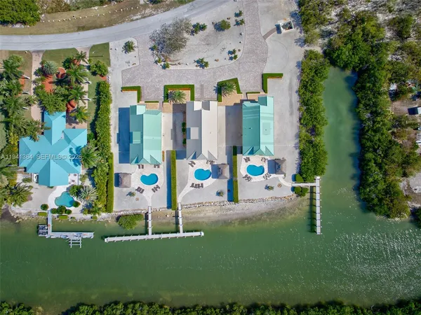 $11,000,000 | 2394 Coco Plum Drive, Marathon, FL 33050