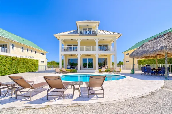 $11,000,000 | 2394 Coco Plum Drive, Marathon, FL 33050