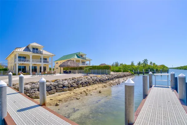 $11,000,000 | 2394 Coco Plum Drive, Marathon, FL 33050