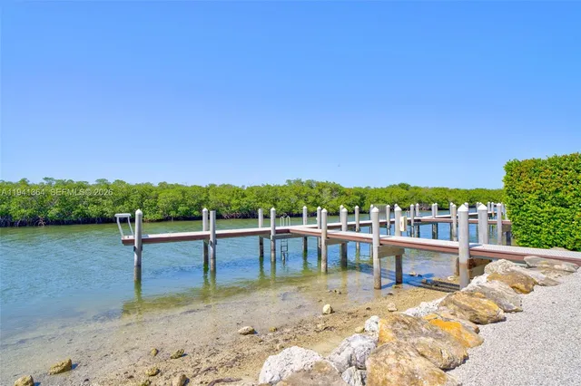 $11,000,000 | 2394 Coco Plum Drive, Marathon, FL 33050