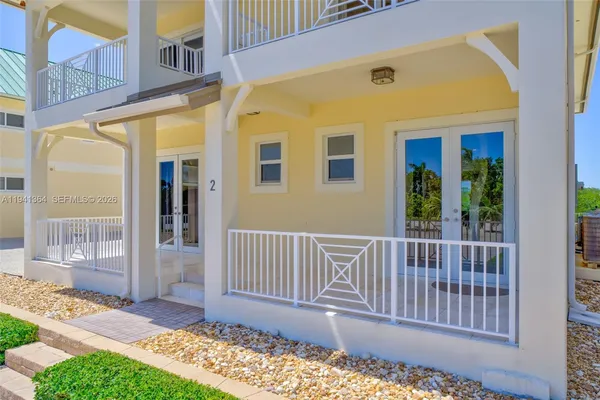 $11,000,000 | 2394 Coco Plum Drive, Marathon, FL 33050