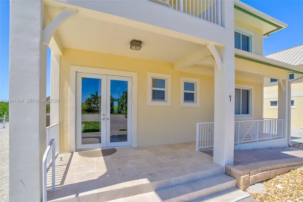 $11,000,000 | 2394 Coco Plum Drive, Marathon, FL 33050